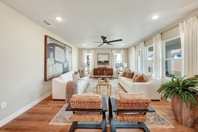 Building Photo - 2147 West Cardinal Avenue