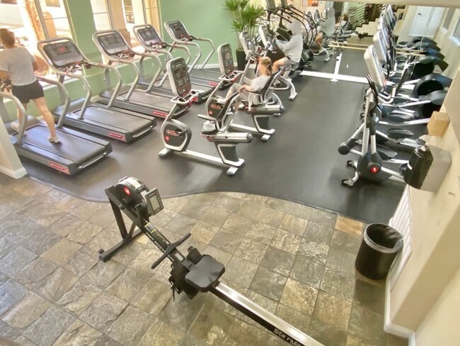 Building Photo - WONDERFUL 1 BEDROOM IN GUARD GATED VISTANA...