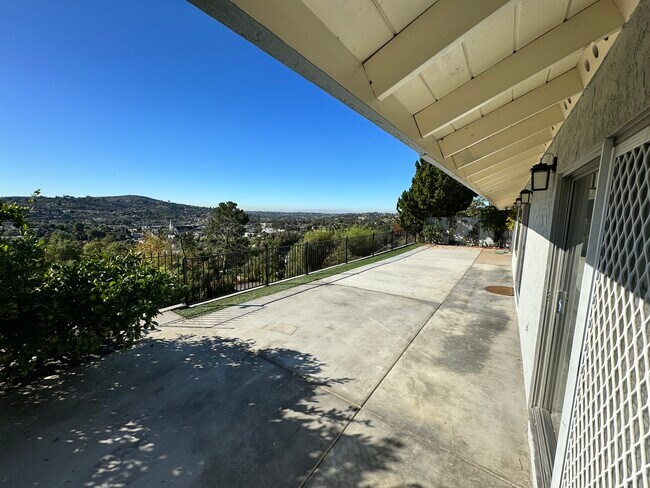 Building Photo - 9941 Mozelle Ln