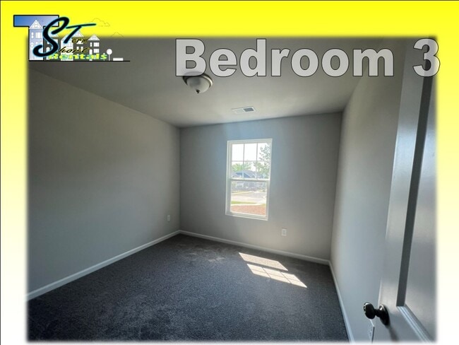 Building Photo - 1275