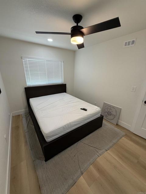 Building Photo - 817 Saugerties Ave