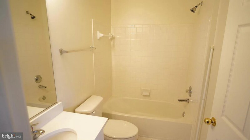 Building Photo - 8183 Carnegie Hall Ct