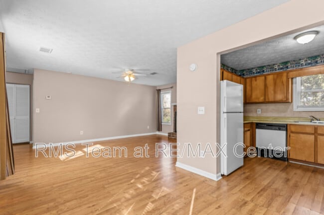 Building Photo - 236 Mateo Walk