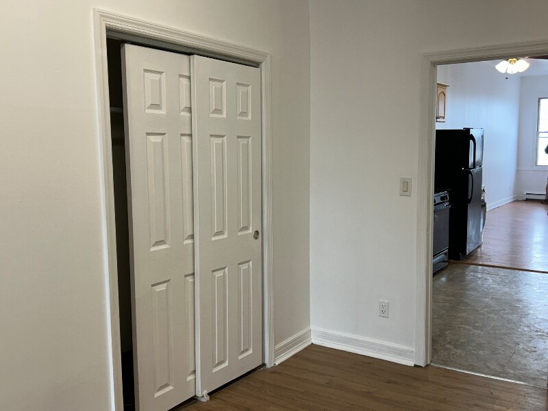 Building Photo - 150 Midland Ave