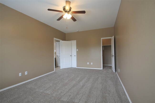 Building Photo - 7852 Galleon Field Ln