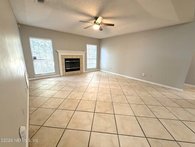 Building Photo - 1300 Portside Dr