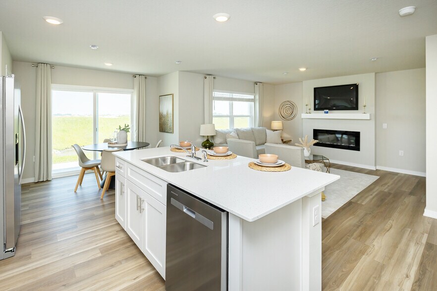 Kitchen Island - This home is not furnished - 4302 NE 13th St