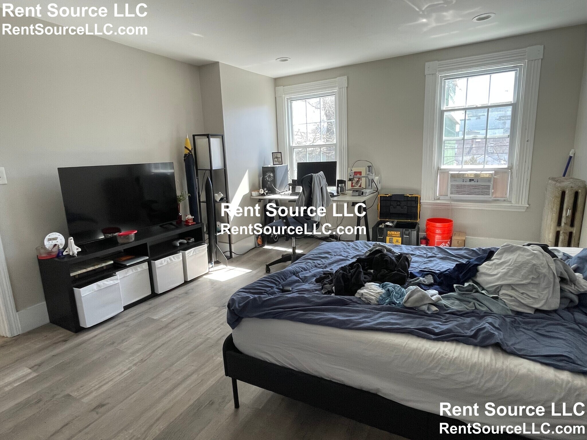 Building Photo - 73 Thorndike St