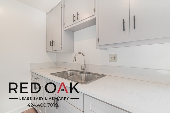 Building Photo - 16220 Bellflower Blvd