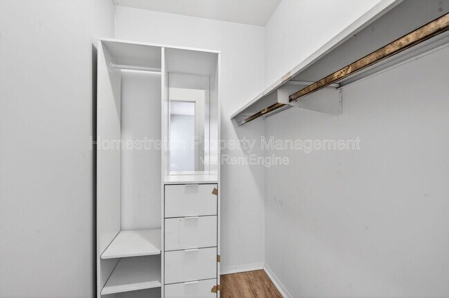 Building Photo - 1536 Springlet Ct