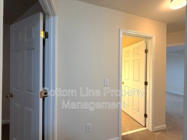 Building Photo - 13031 Bullock Greenway Blvd