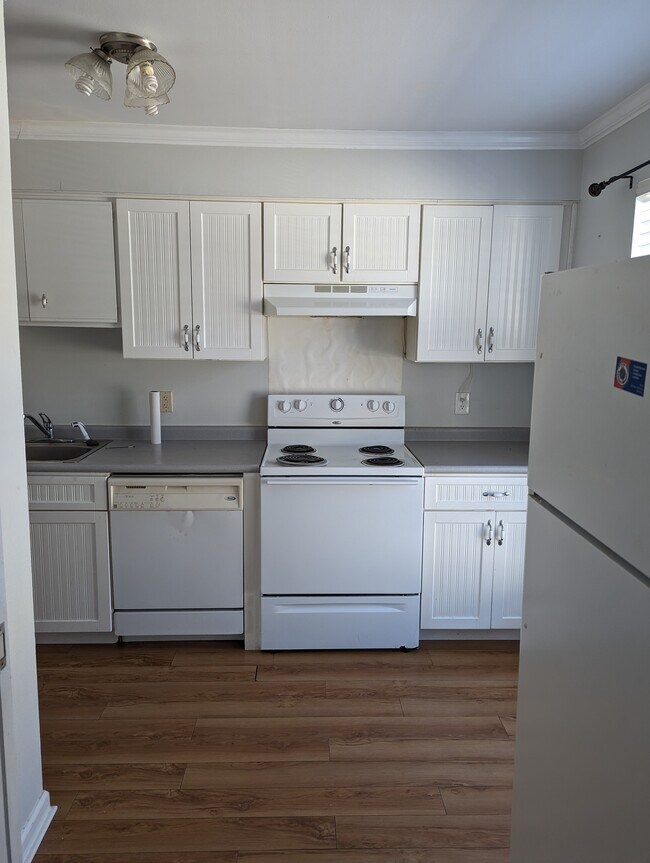 Building Photo - 4405 Barnett Street