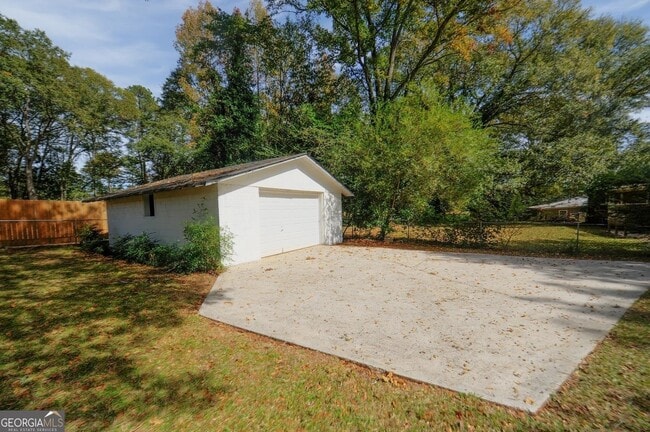 Building Photo - 370 Georgia Ave