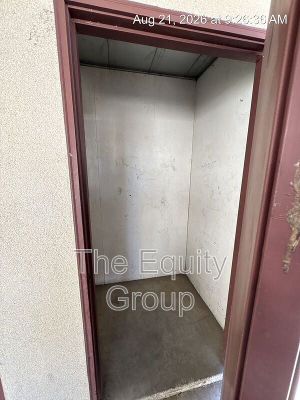 Building Photo - 3739 W Myrtle Ct