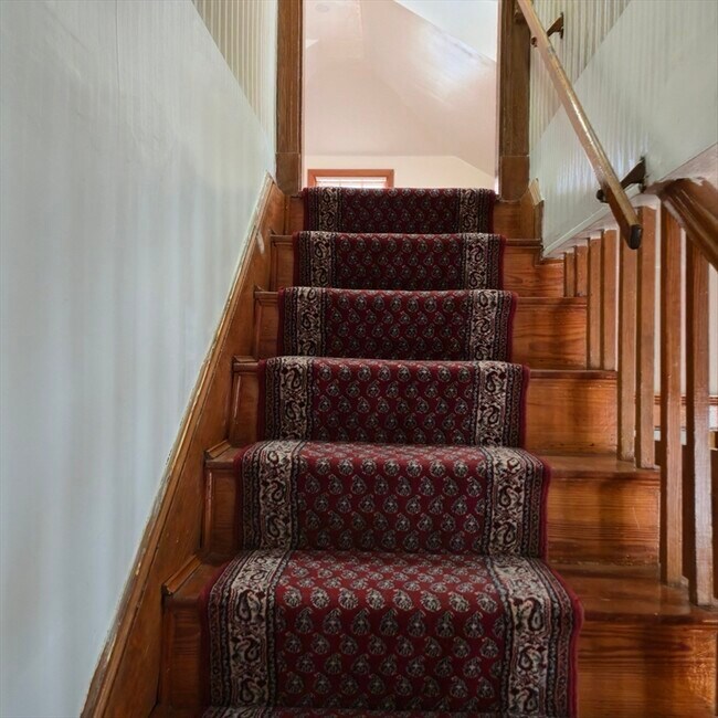 Building Photo - 22 Hope Ave