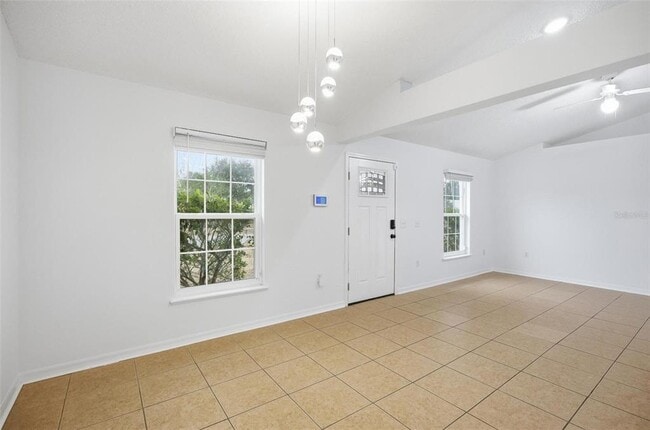Building Photo - 38 Bud Field Dr
