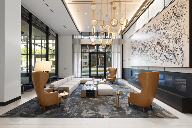 Building Photo - 2425 Peachtree Rd NE