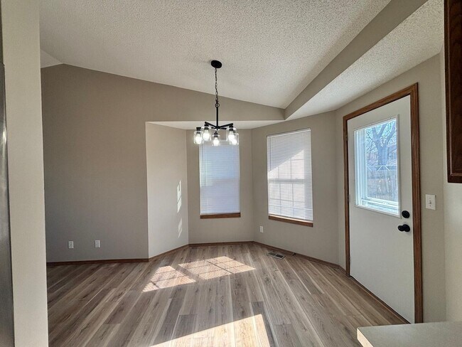 Building Photo - Move in Special- 1/2 off the 2nd full month of rent. Renovated 3 Bedroom 2 Bath Home with a Finis...