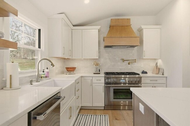 Building Photo - 8 Kerins Terrace