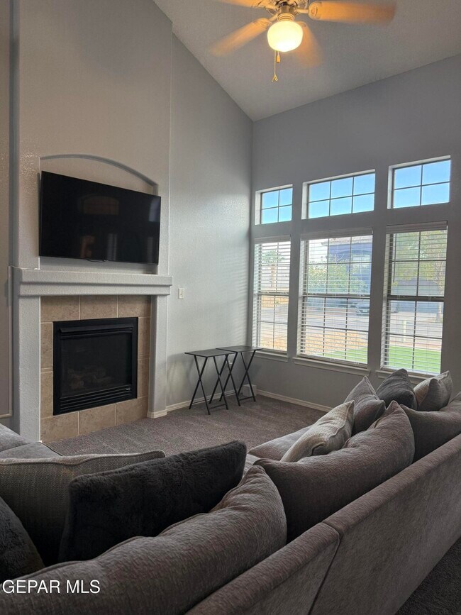 Building Photo - 12253 Holy Springs Ct