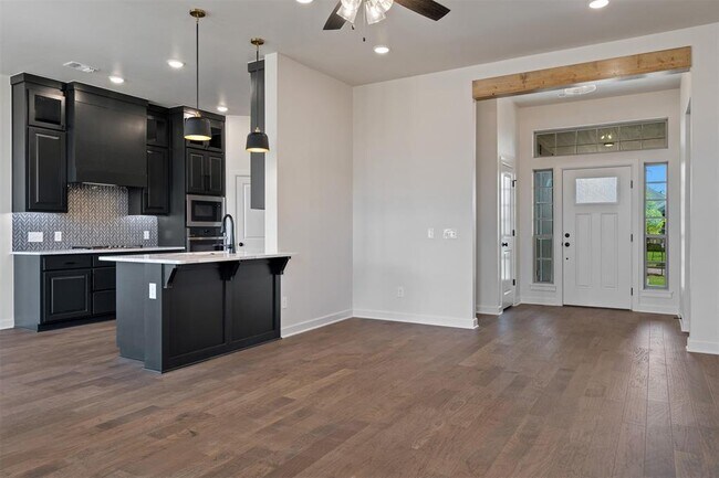 Building Photo - 13325 SW 8th St