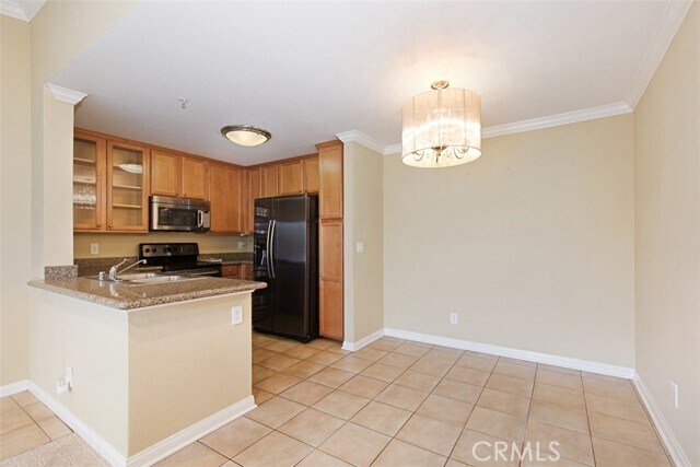 Building Photo - 1035 La Terraza Cir