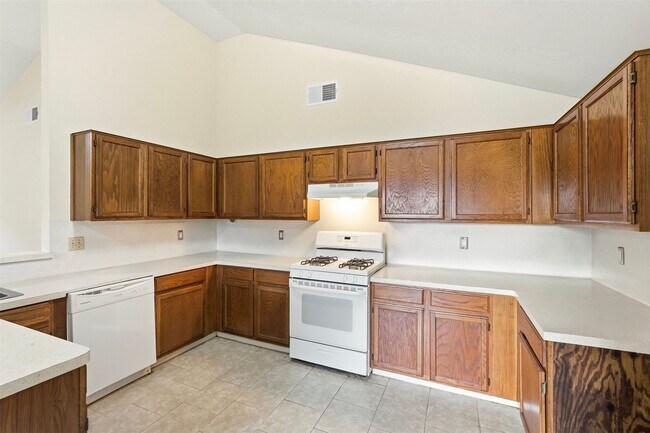 Building Photo - 1431 Stevenage Ln
