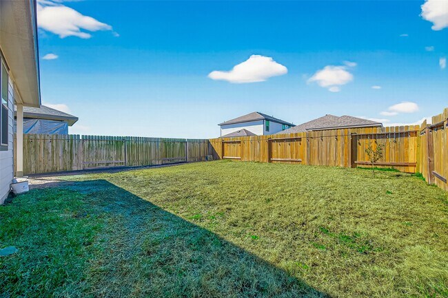 Building Photo - 8014 Barret Travis Ct