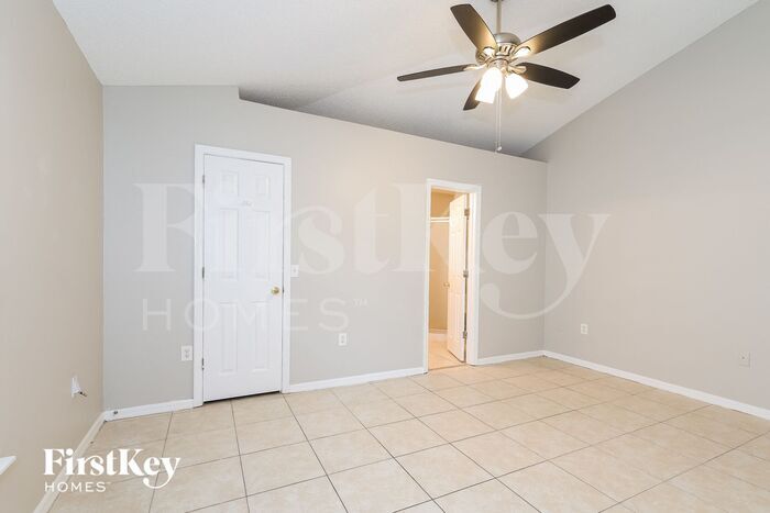 Building Photo - 468 Dove Dr