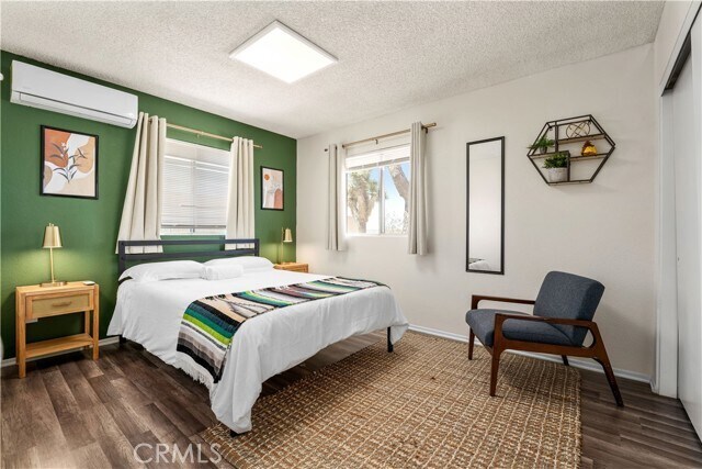 Building Photo - 60231 Granada Dr