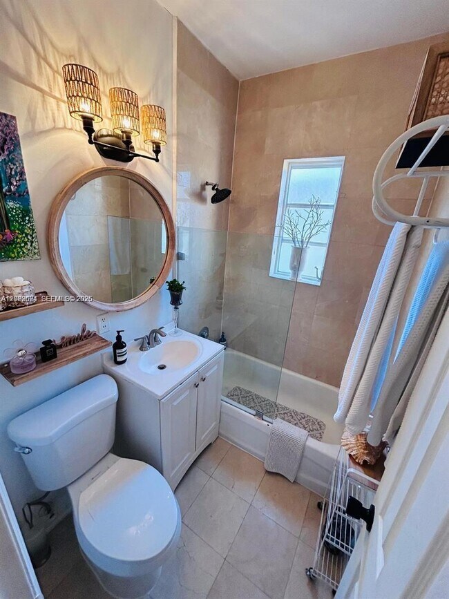 Building Photo - 1227 Euclid Ave