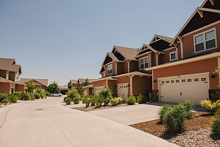 Building Photo - Wonderful Townhome