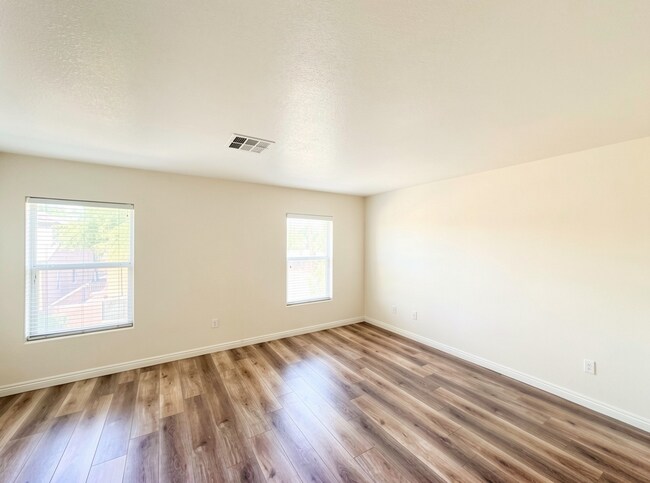 Building Photo - 261 Dizzy Petunia Ct