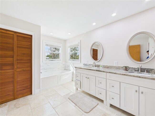 Building Photo - 11202 Winn Rd