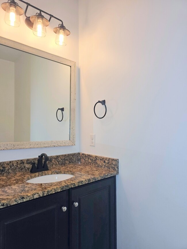 Building Photo - 752 Whitney Pass