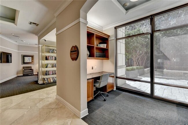 Building Photo - 3445 Stratford Rd NE