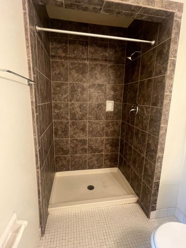 Building Photo - Completely Remodeled 3 Bedroom 3 bath townhome coming for JUNE move in.