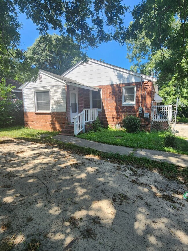 Primary Photo - 931 Illges Rd