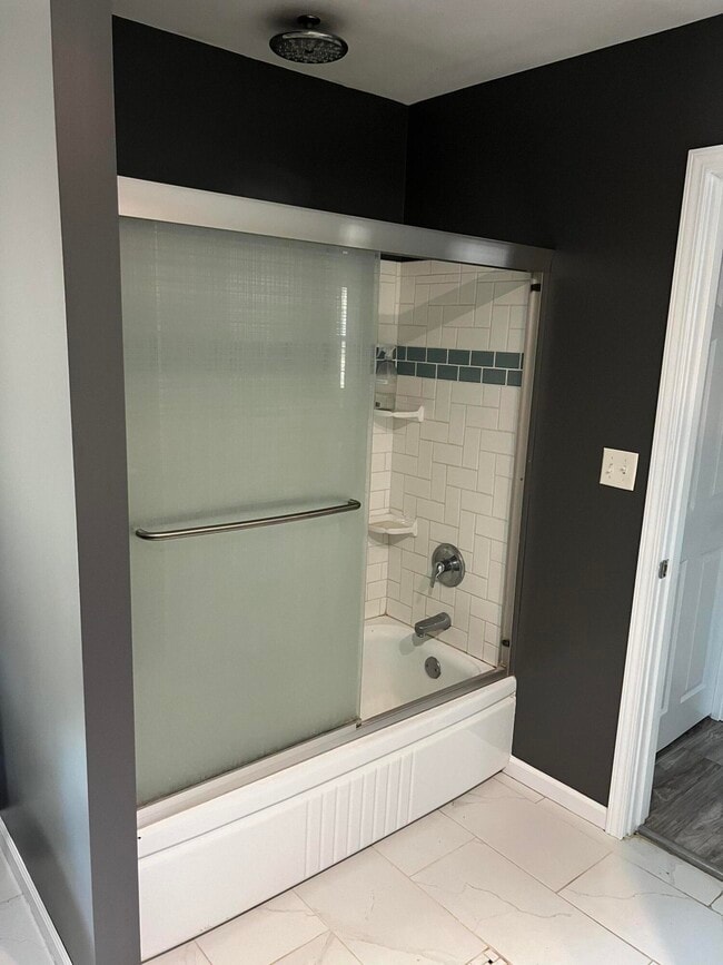 Building Photo - 807 Clinkscales Rd