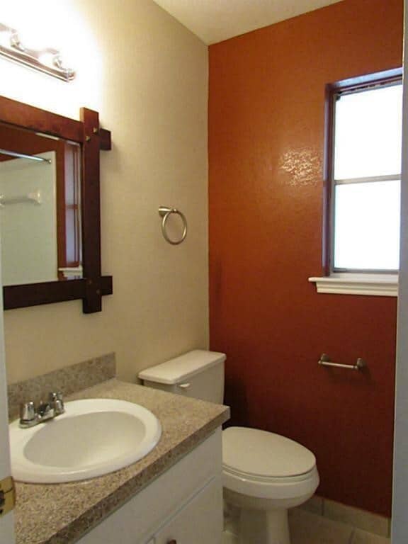 Building Photo - 1322 Kappa St