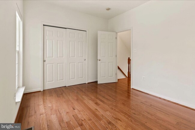Building Photo - 2418 Misty Dawn Ct
