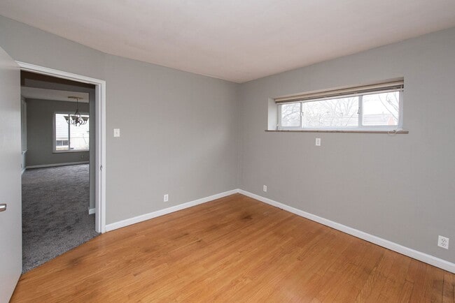Building Photo - 3031 Irvella Pl