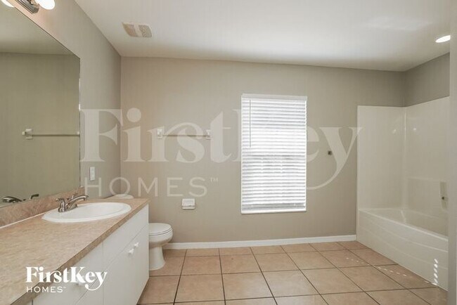 Building Photo - 1029 Butler St E