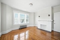 Building Photo - 91 Sumner Ave