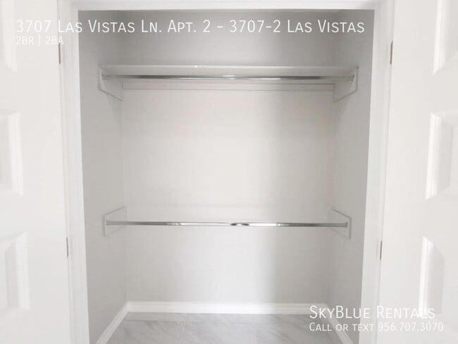 Building Photo - 3707 Las Vistas Ln