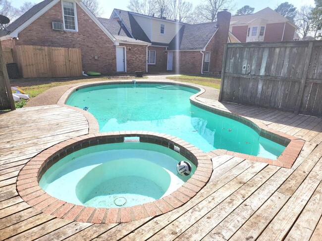 Building Photo - 1618 Pear Orchard Pl