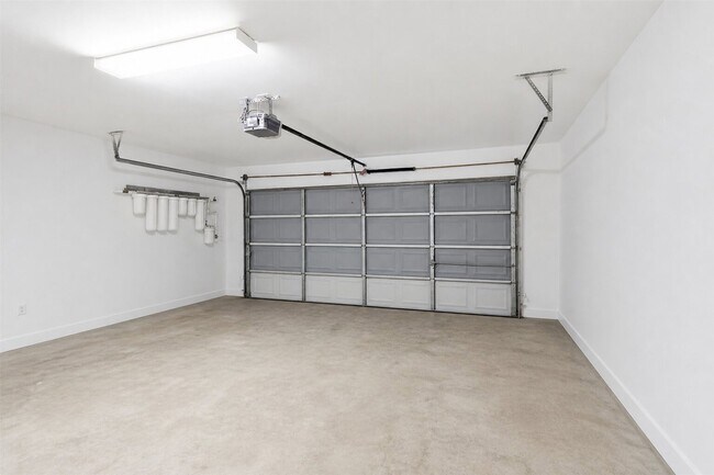 Building Photo - 12511 Jade Treasure Dr