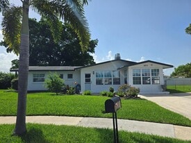 Building Photo - 2672 Rockcrest Ct