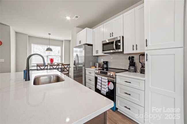 Building Photo - 3938 Winterfield Pl