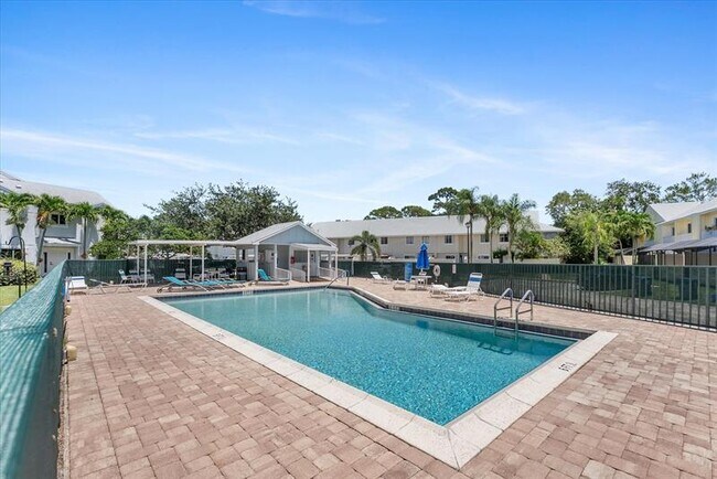 Building Photo - 6175 Riverwalk Ln